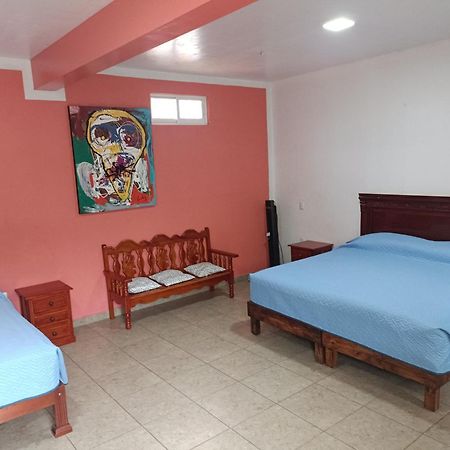 Отель Casa Alebrijes Сан-Агустин-де-лас-Хунтас Экстерьер фото